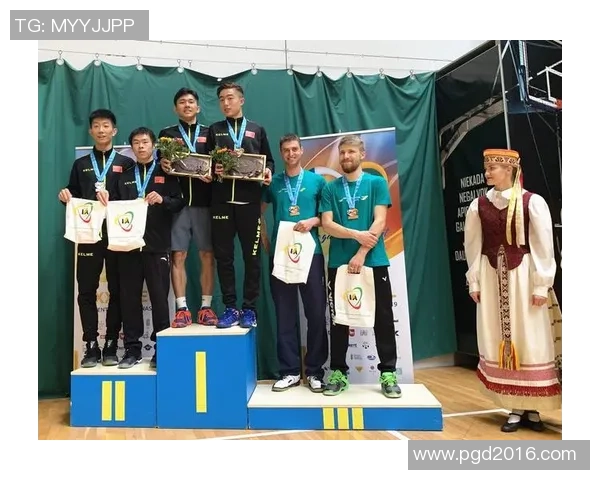 上海羽毛球队与杭州羽毛球队赛后复盘力量对比与战术分析