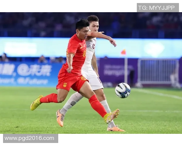 亚运会特别报道：广州足球队如何在挑战中实现历史性突破与辉煌成就