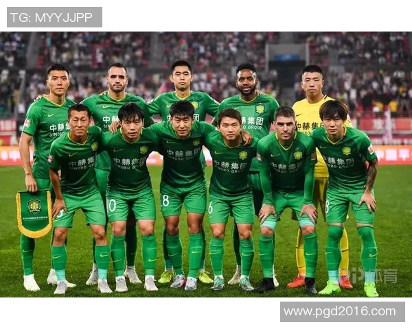 赛后分析：北京足球队与广州足球队在比赛中的战术意识与表现对比